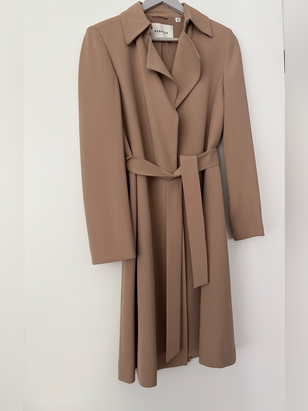 Aritzia Babaton Adira Trench